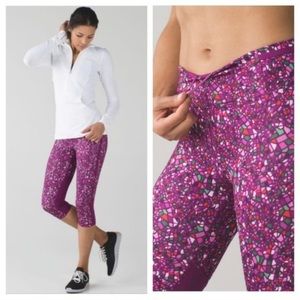 Lululemon Real Quick Mosaic Crops Paradise Camo